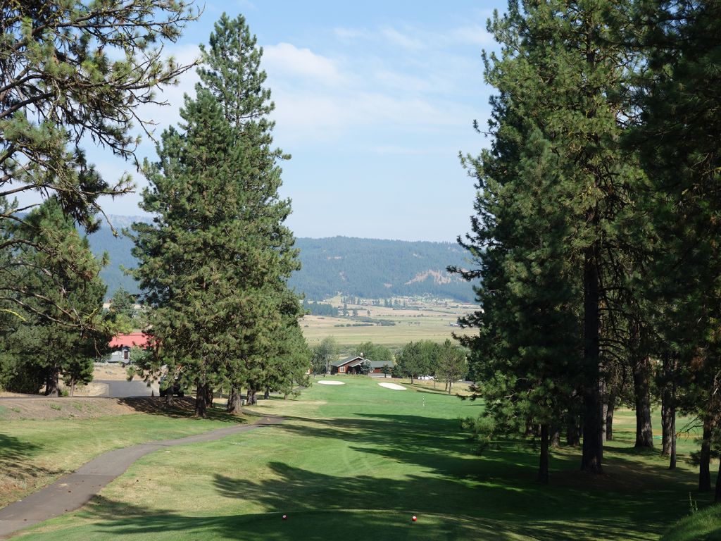 MeadowCreek Golf Resort